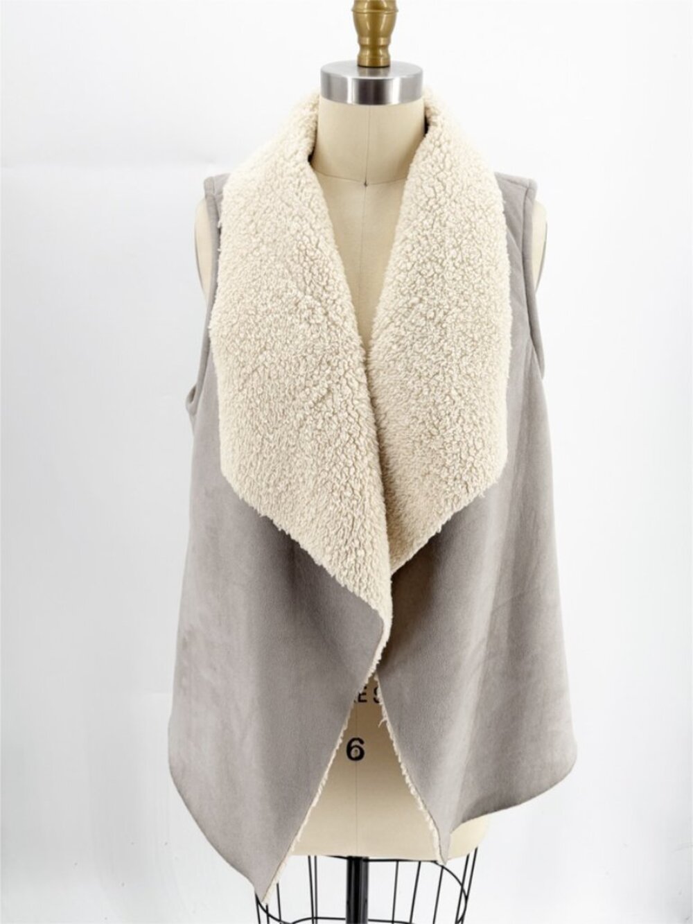 LAUREN RALPH LAUREN FAUX SHEARLING VEST L